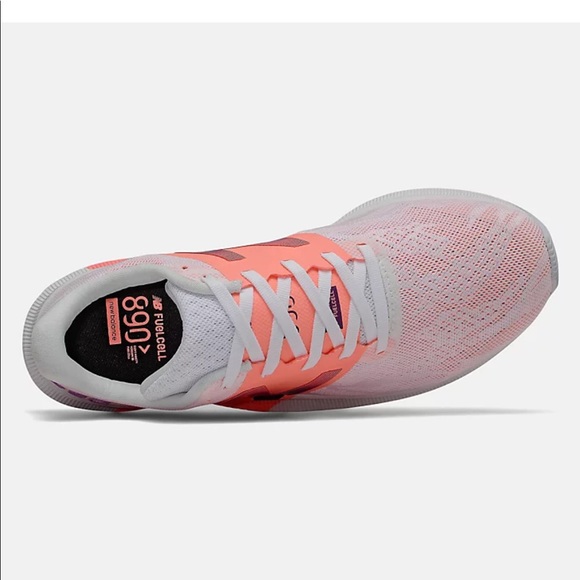 SOLD❗️HOT PICK ❗️New balance Running sneakers NEW - Picture 3 of 3